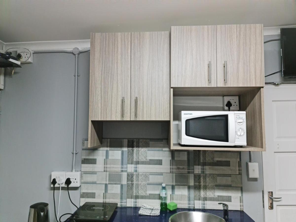 Hasate Guest House 10 Florence Street Oakdale Belliville 7530 Cape Town South African מראה חיצוני תמונה