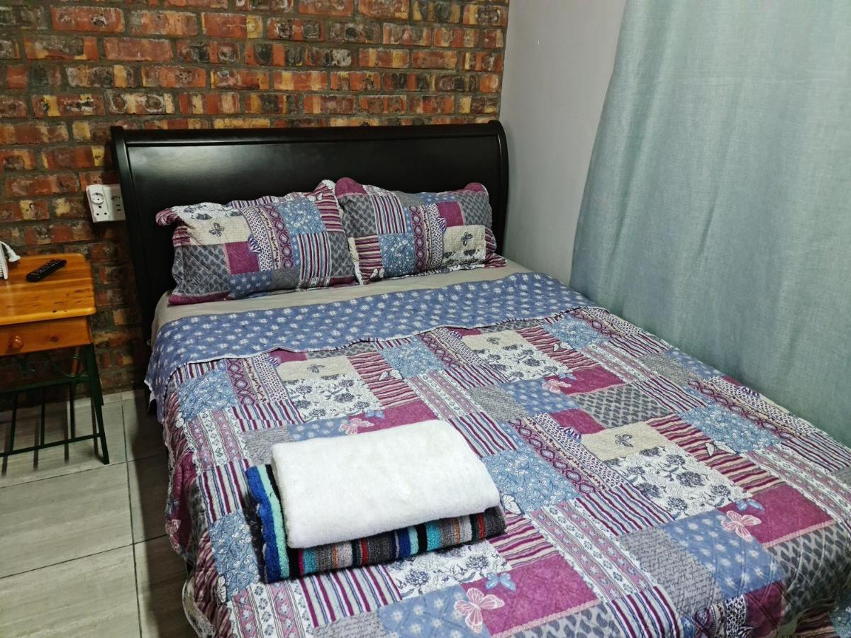 Hasate Guest House 10 Florence Street Oakdale Belliville 7530 Cape Town South African מראה חיצוני תמונה