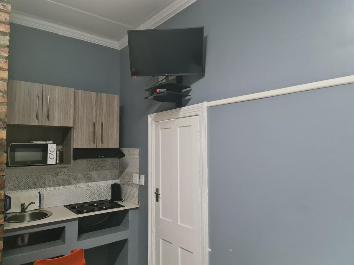 Hasate Guest House 10 Florence Street Oakdale Belliville 7530 Cape Town South African מראה חיצוני תמונה