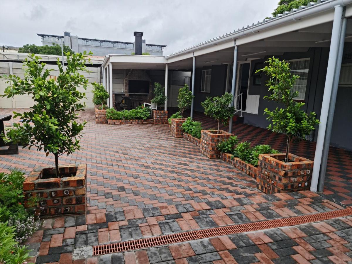 Hasate Guest House 10 Florence Street Oakdale Belliville 7530 Cape Town South African מראה חיצוני תמונה