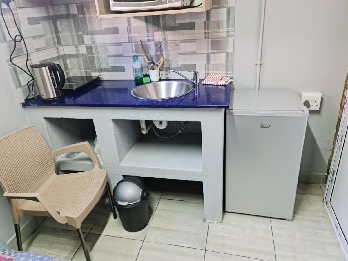 Hasate Guest House 10 Florence Street Oakdale Belliville 7530 Cape Town South African מראה חיצוני תמונה