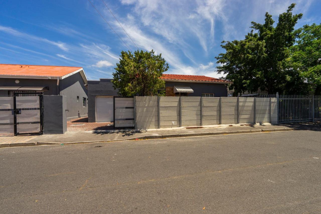Hasate Guest House 10 Florence Street Oakdale Belliville 7530 Cape Town South African מראה חיצוני תמונה