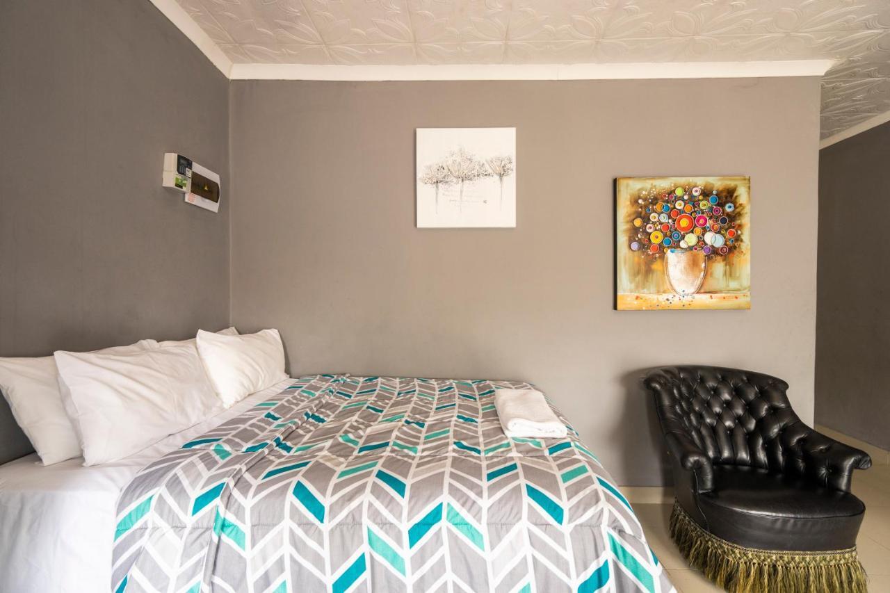 Hasate Guest House 10 Florence Street Oakdale Belliville 7530 Cape Town South African מראה חיצוני תמונה
