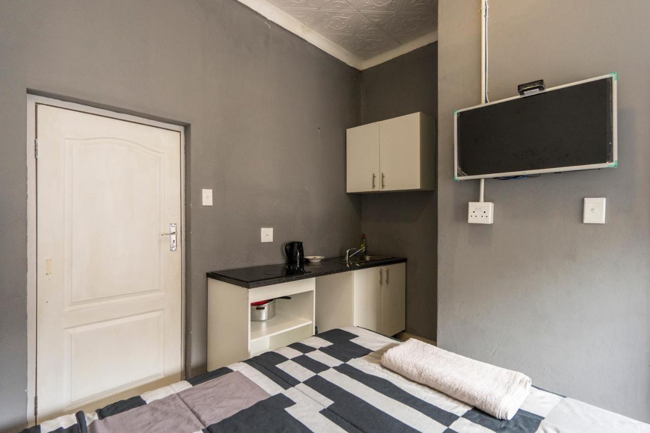Hasate Guest House 10 Florence Street Oakdale Belliville 7530 Cape Town South African מראה חיצוני תמונה
