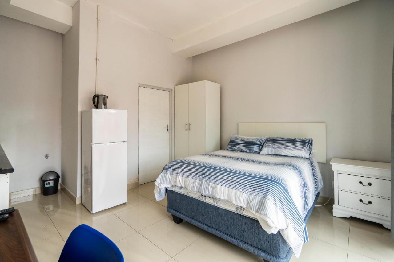 Hasate Guest House 10 Florence Street Oakdale Belliville 7530 Cape Town South African מראה חיצוני תמונה